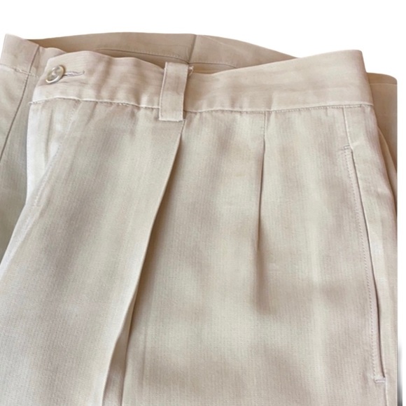 tommy Bahama Men’s silk front pleated short - Picture 7 of 9